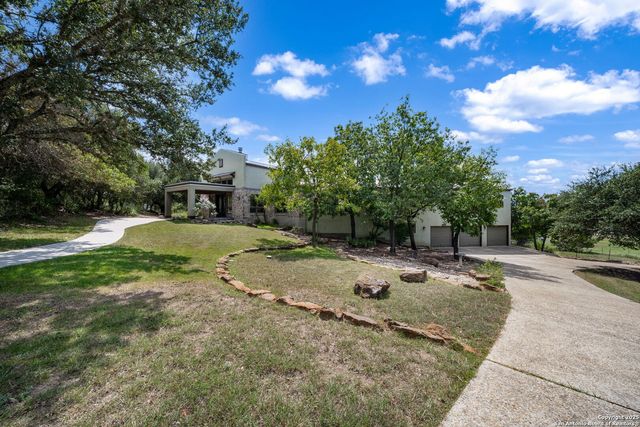 8227 Rocking Horse, Boerne, TX 78015