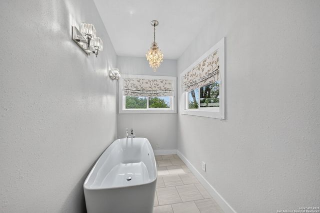 8227 Rocking Horse, Boerne, TX 78015