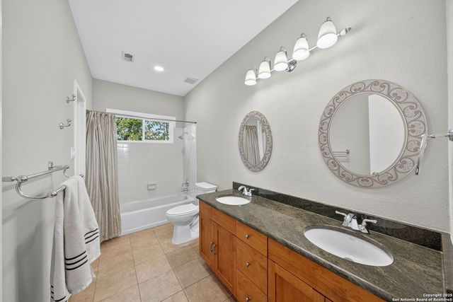 8227 Rocking Horse, Boerne, TX 78015