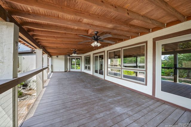 8227 Rocking Horse, Boerne, TX 78015
