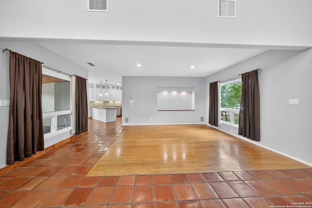 8227 Rocking Horse, Boerne, TX 78015