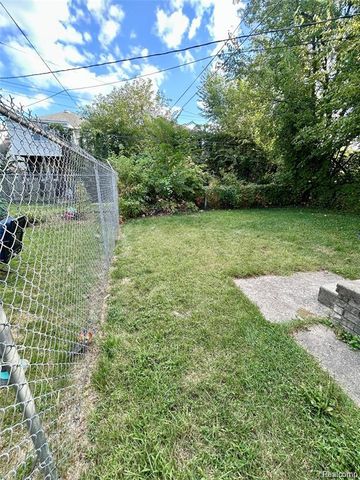 2505 La Belle Street, Detroit, MI 48238