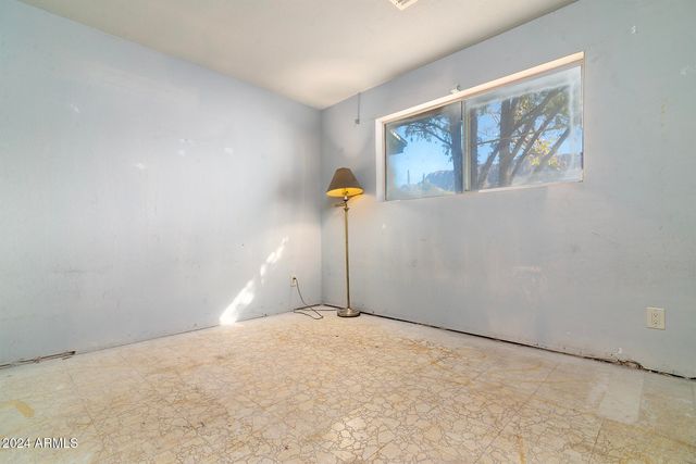 214 S Hing Drive, Superior, AZ 85173