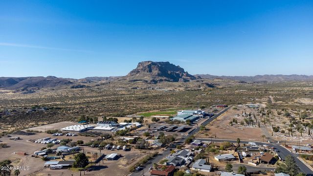 214 S Hing Drive, Superior, AZ 85173