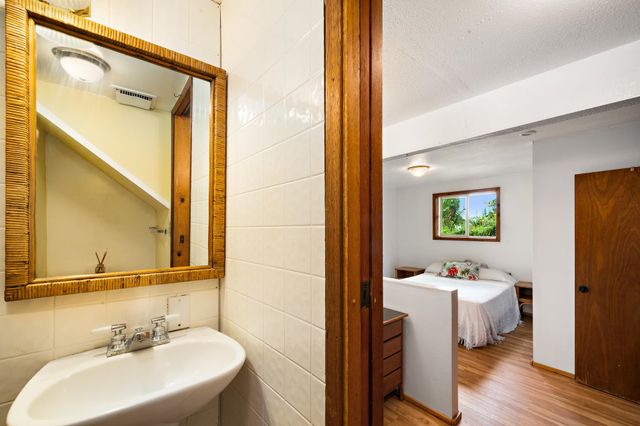 17 Door Of Faith Rd, Haiku, HI 96708