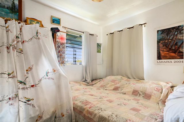 17 Door Of Faith Rd, Haiku, HI 96708