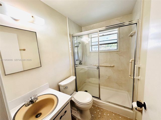 2601 NE 32nd St 2, Fort Lauderdale, FL 33306
