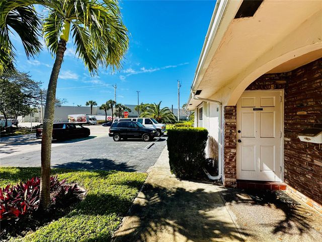 2601 NE 32nd St 2, Fort Lauderdale, FL 33306