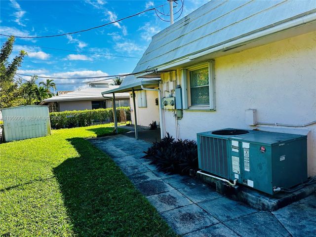 2601 NE 32nd St 2, Fort Lauderdale, FL 33306