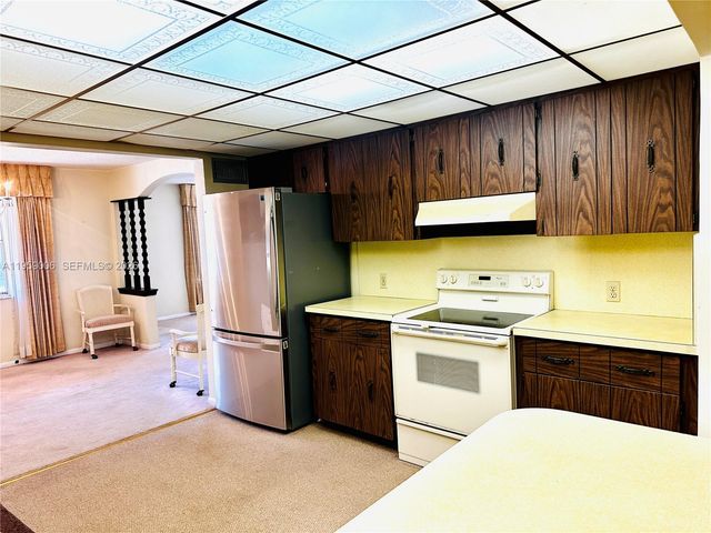 2601 NE 32nd St 2, Fort Lauderdale, FL 33306