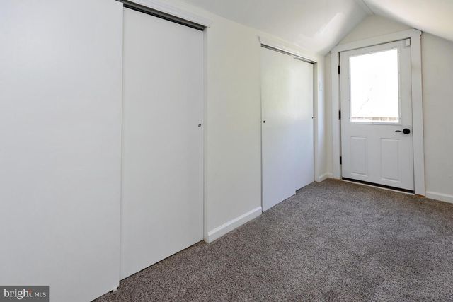 17 LISA DR, Blackwood, NJ 08012