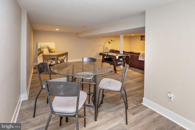 17 LISA DR, Blackwood, NJ 08012