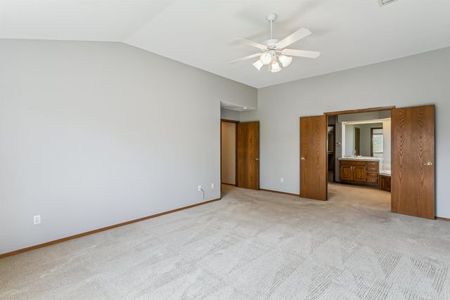 232 Bent Tree Ct, Andover, KS 67002