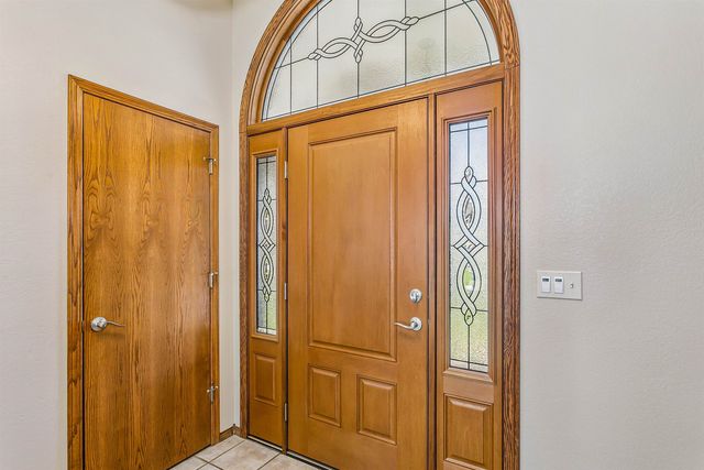 232 Bent Tree Ct, Andover, KS 67002