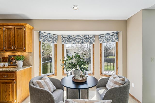 232 Bent Tree Ct, Andover, KS 67002