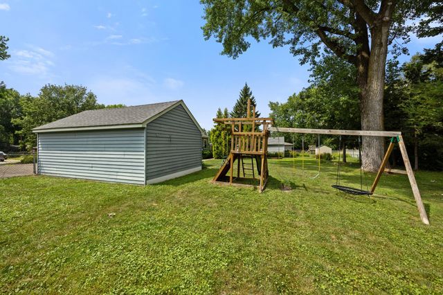 891 Edgewater Avenue, Shoreview, MN 55126