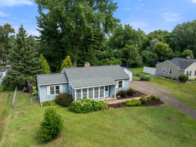 891 Edgewater Avenue, Shoreview, MN 55126