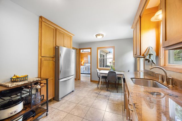 891 Edgewater Avenue, Shoreview, MN 55126