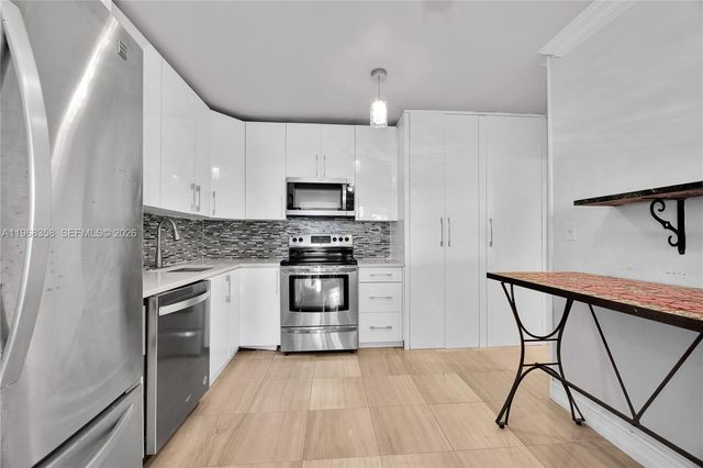 900 Bay Dr 125, Miami Beach, FL 33141