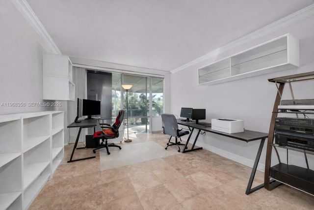 900 Bay Dr 125, Miami Beach, FL 33141