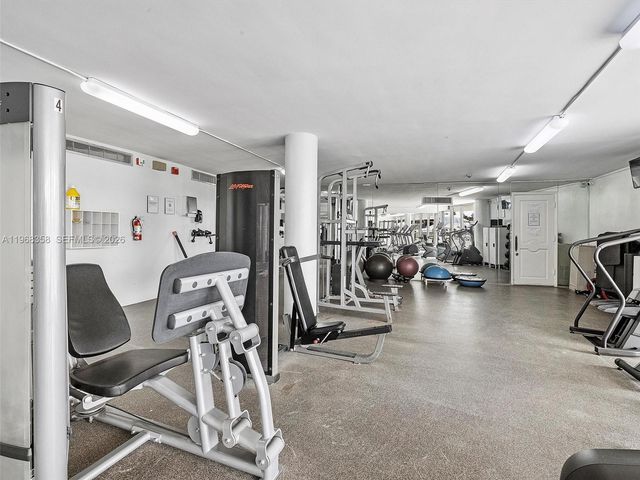 900 Bay Dr 125, Miami Beach, FL 33141