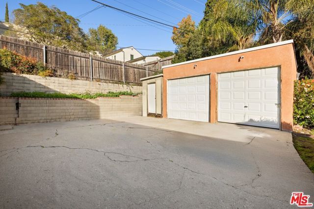 2243 India Street, Los Angeles, CA 90039