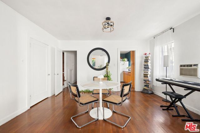 2243 India Street, Los Angeles, CA 90039