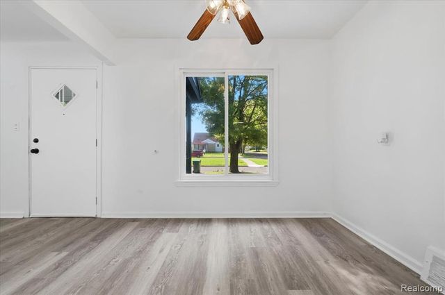 2978 Bailey Avenue, Lincoln Park, MI 48146