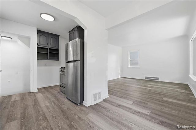 2978 Bailey Avenue, Lincoln Park, MI 48146