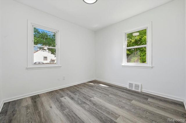 2978 Bailey Avenue, Lincoln Park, MI 48146