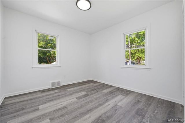 2978 Bailey Avenue, Lincoln Park, MI 48146