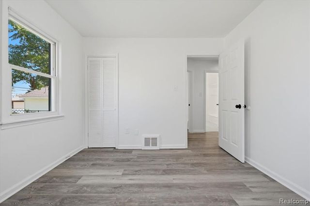 2978 Bailey Avenue, Lincoln Park, MI 48146
