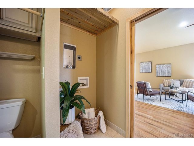 382 Largo Ave, Palmer Lake, CO 80133