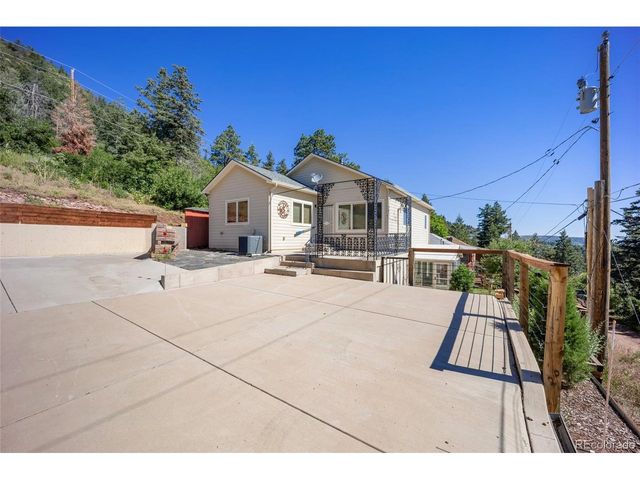 382 Largo Ave, Palmer Lake, CO 80133