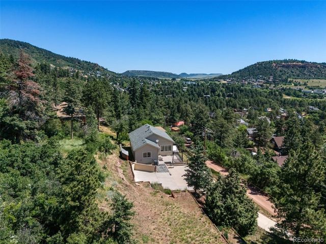 382 Largo Ave, Palmer Lake, CO 80133