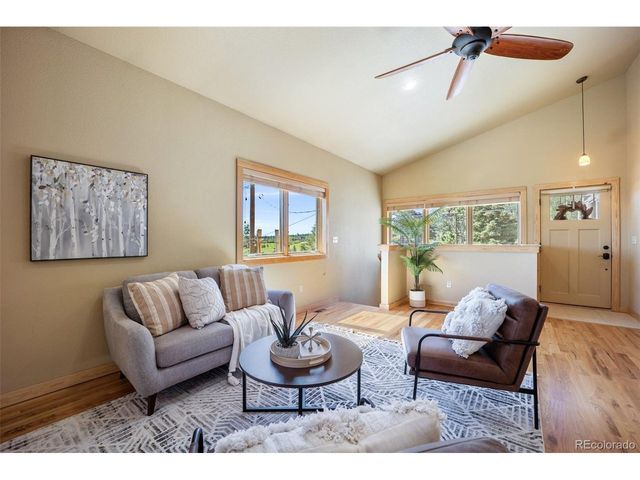 382 Largo Ave, Palmer Lake, CO 80133