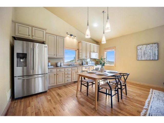 382 Largo Ave, Palmer Lake, CO 80133
