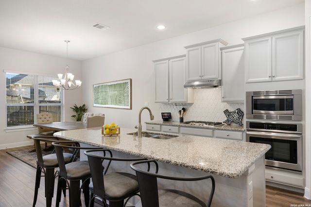 222 Sigel, New Braunfels, TX 78132