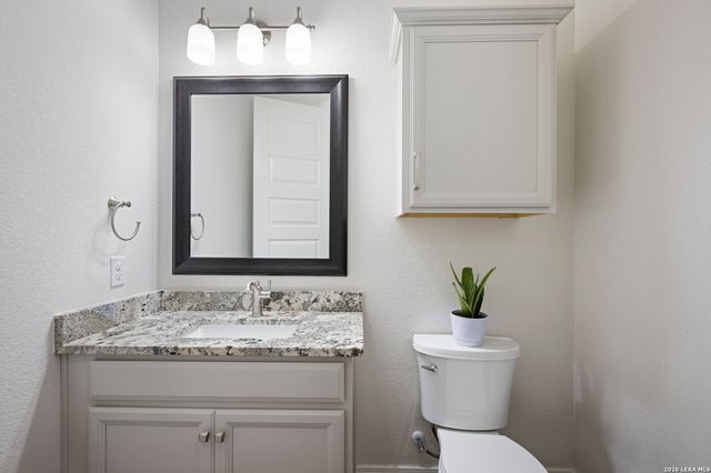 222 Sigel, New Braunfels, TX 78132