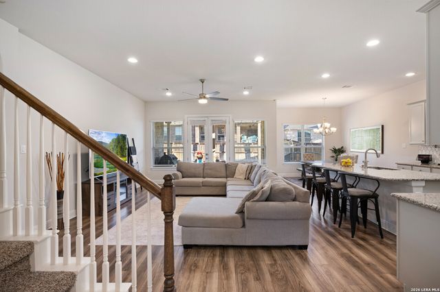 222 Sigel, New Braunfels, TX 78132