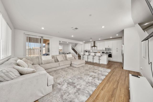 4385 Hawkfinch Cir, Rancho Cordova, CA 95742