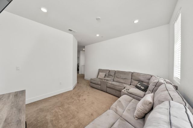 4385 Hawkfinch Cir, Rancho Cordova, CA 95742