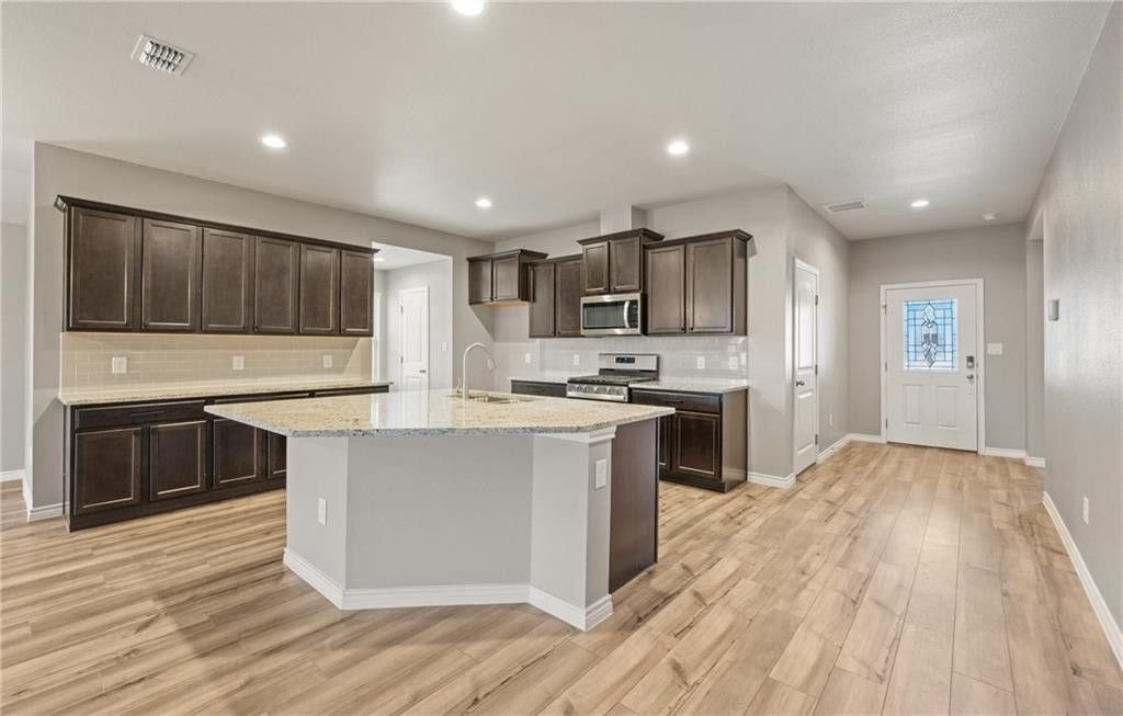 7321 Star Gazer Dr, Corpus Christi, TX 78414 — photo 5