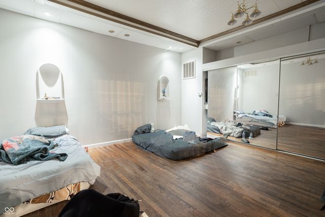 810 E 8th Street, Anderson, IN 46012