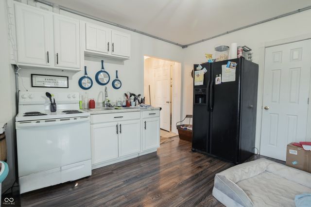 810 E 8th Street, Anderson, IN 46012