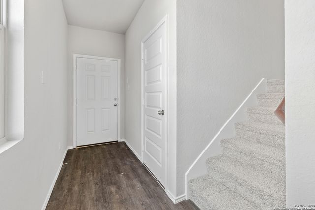 2434 Dry Moss, San Antonio, TX 78224