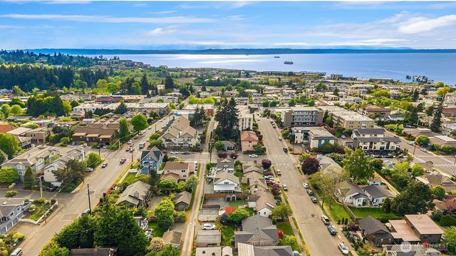 618 Alder Street, Edmonds, WA 98020