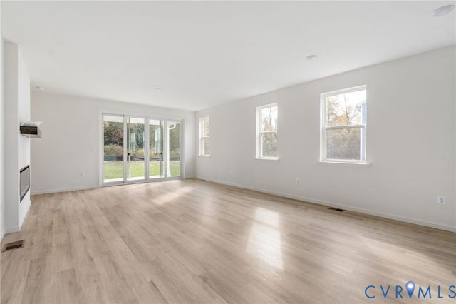 2249 Kennington Pky, Aylett, VA 23009