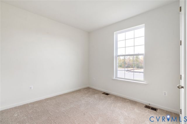 2249 Kennington Pky, Aylett, VA 23009