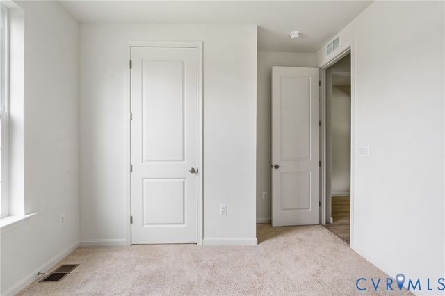 2249 Kennington Pky, Aylett, VA 23009